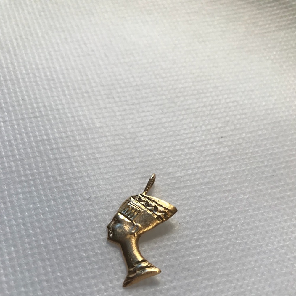 Nefertiti Egyptian 14K gold pendant.